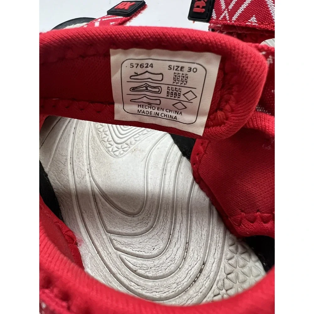 XTI red white